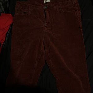 Women's Burgundy Jeans